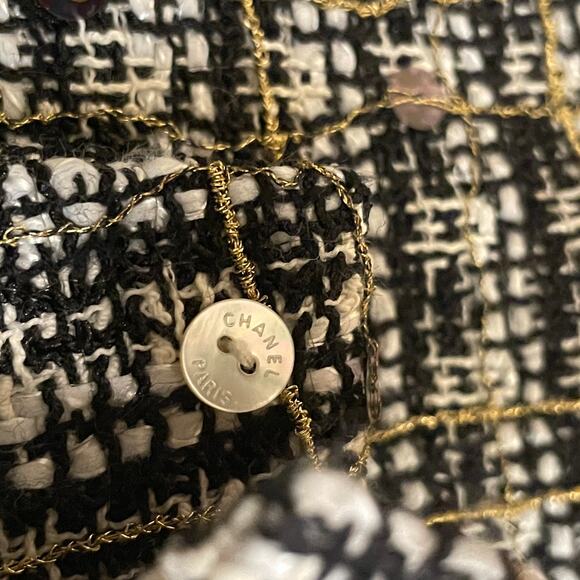 Chanel 05 Black White Plaid Tweed Sequin Jacket FR 40 | Gold Buttons Blazer Rare - Picture 13 of 16